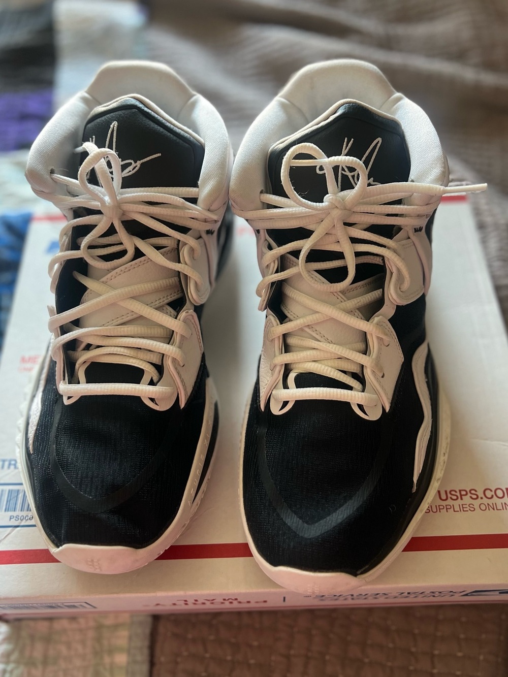 Nike Kyrie 8 Infinity TB Black/White Mens Size 13 Basketball Shoes